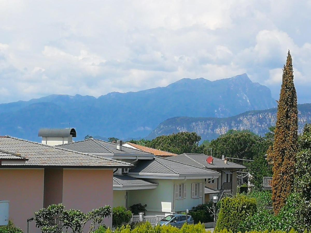 Caba Holiday Bardolino Gritti Bagian luar foto